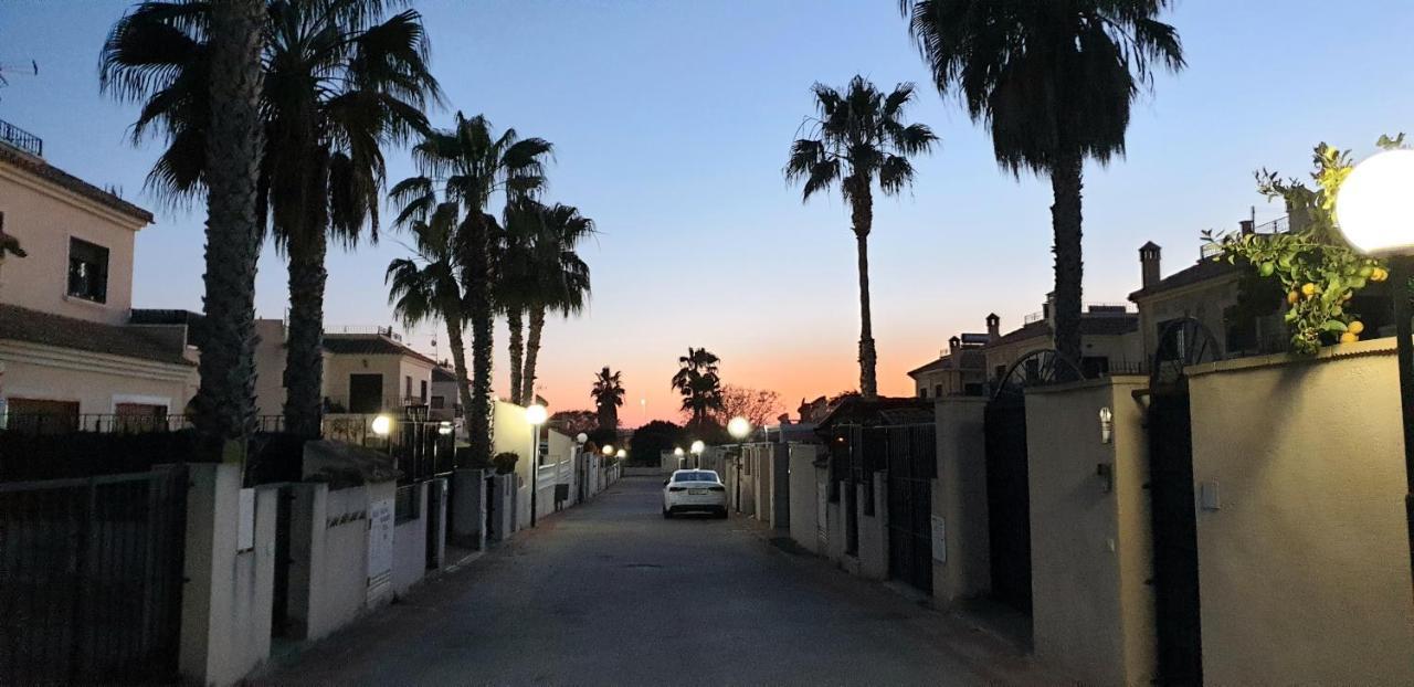 Arco Mediterraneo Chalet Independiente Torrevieja Dış mekan fotoğraf